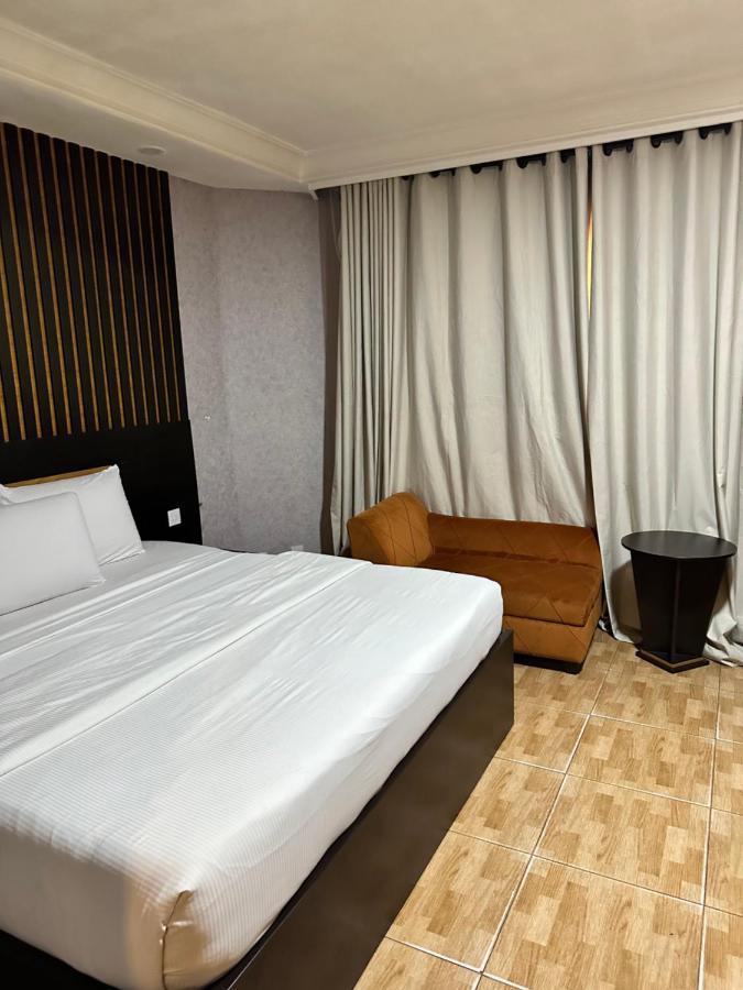 Msquare Hotel Gra イケジャ エクステリア 写真