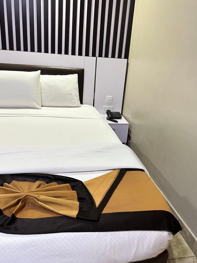 Msquare Hotel Gra イケジャ エクステリア 写真