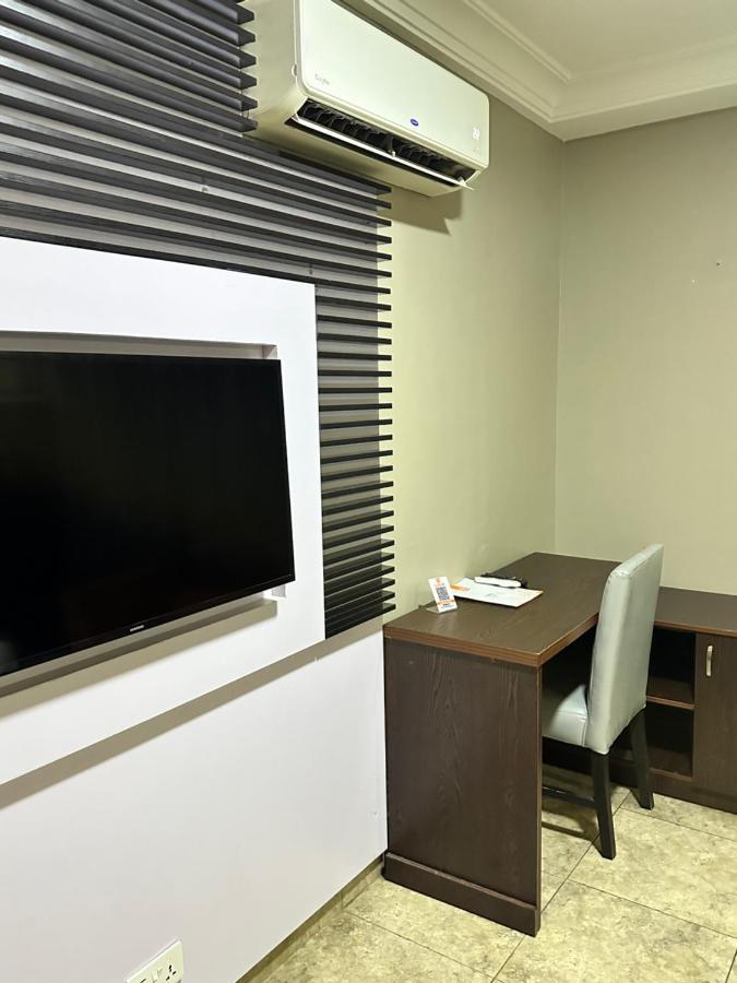 Msquare Hotel Gra イケジャ エクステリア 写真